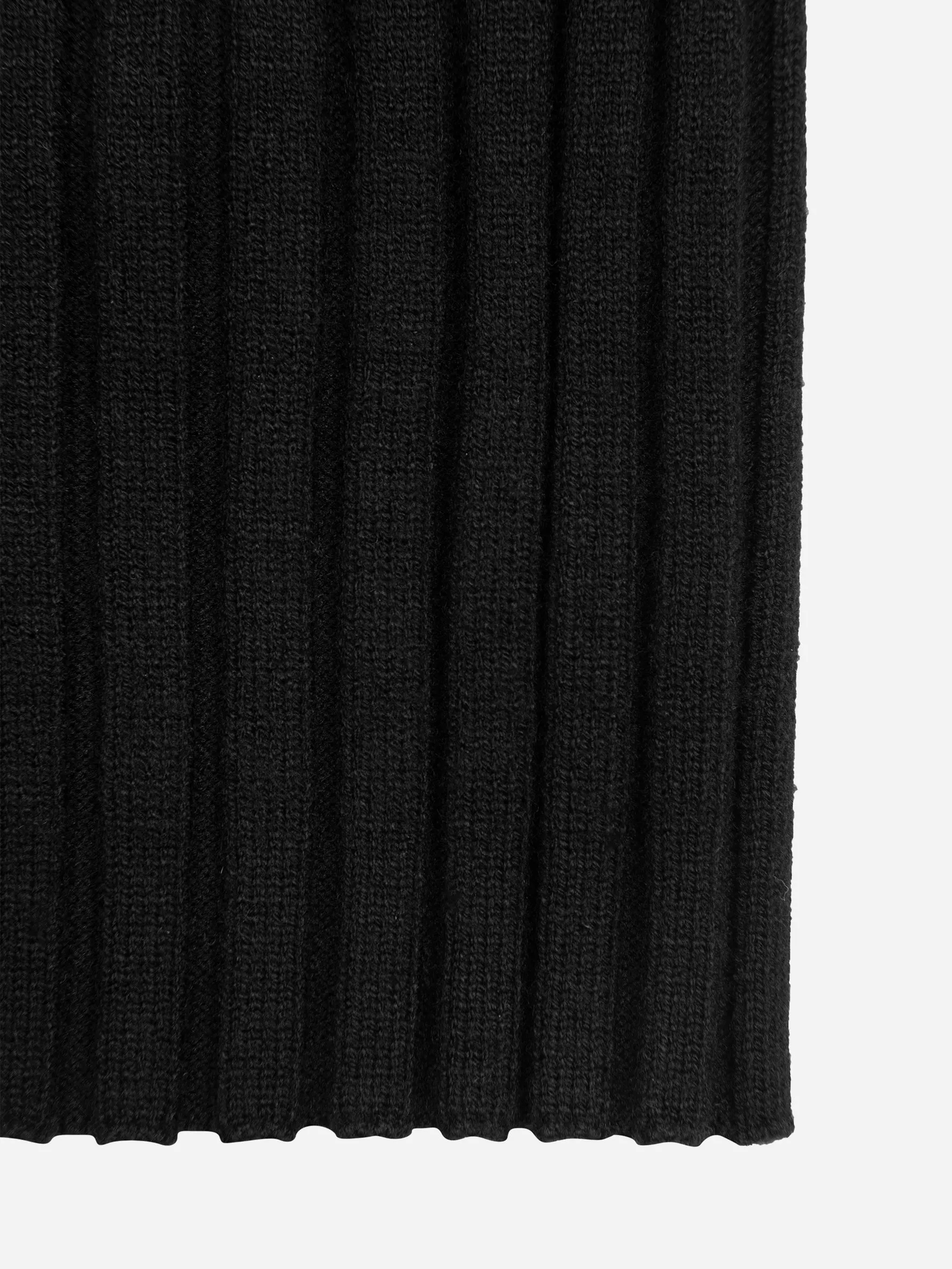 006 - Hollow-Out Paneled Knit Sweater