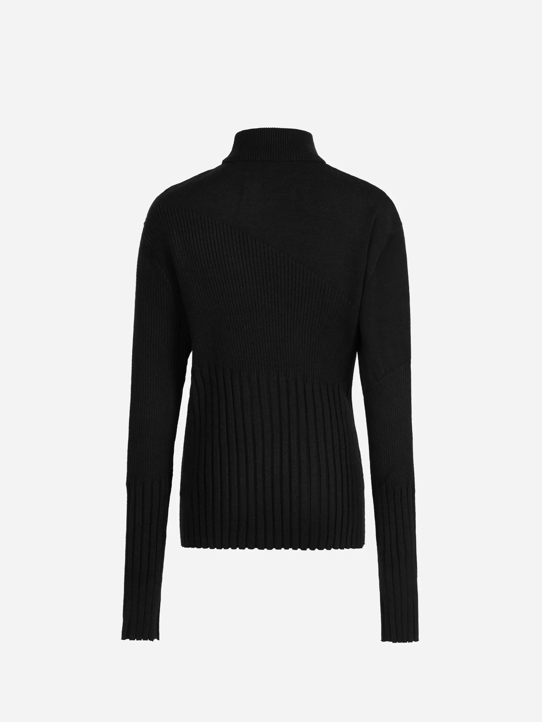 006 - Hollow-Out Paneled Knit Sweater