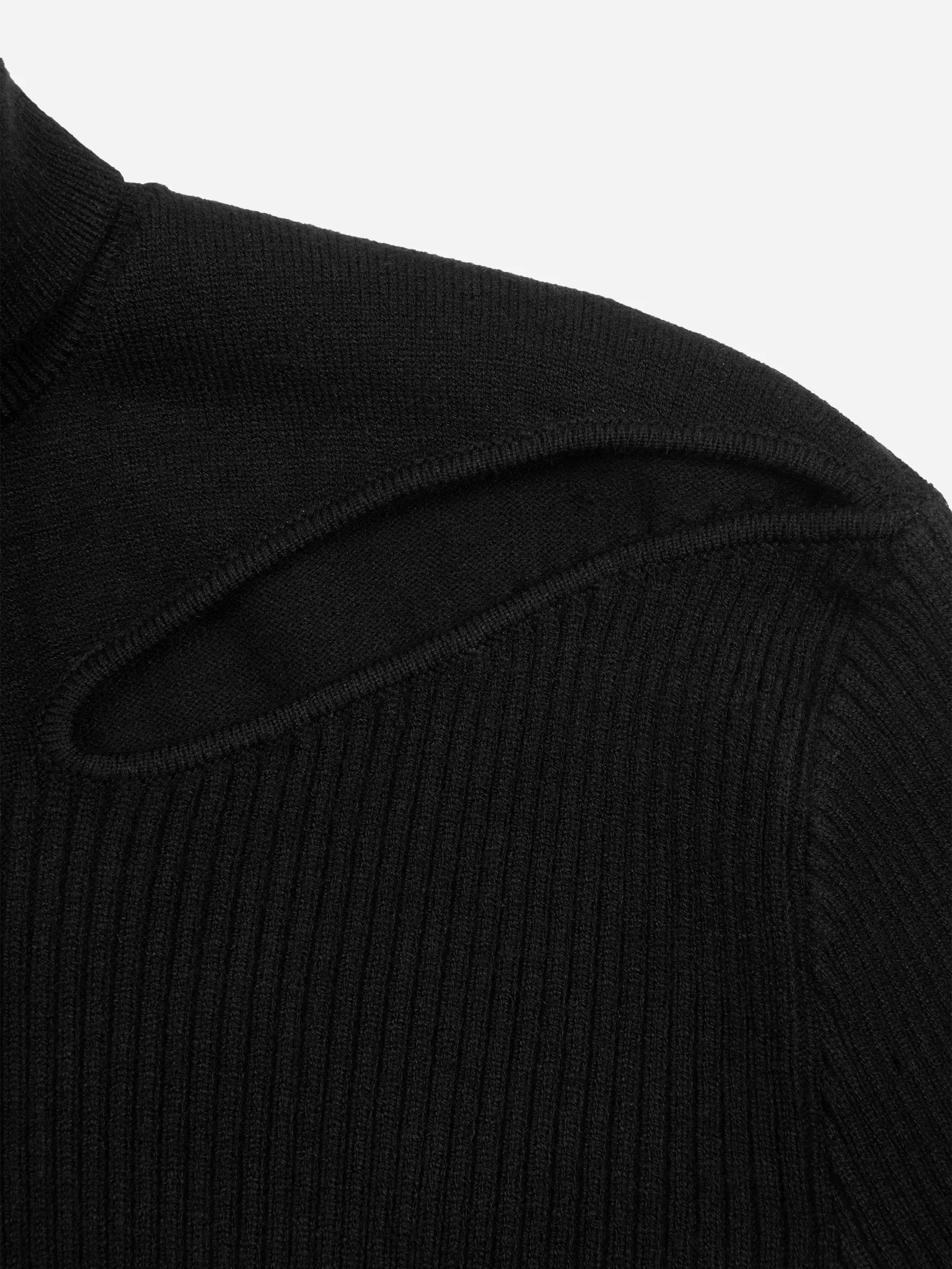 006 - Hollow-Out Paneled Knit Sweater