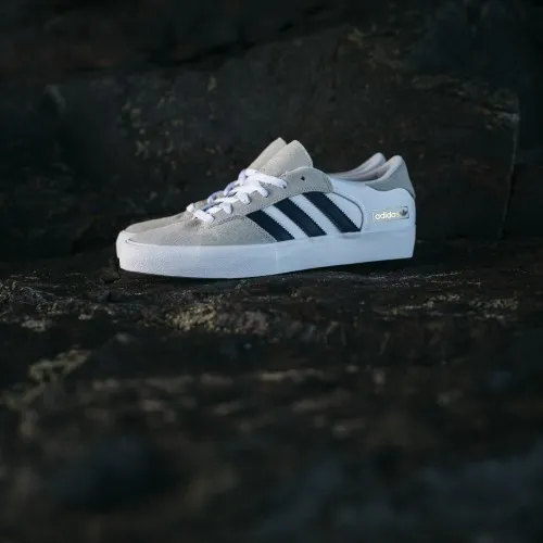 adidas Matchbreak Super White / Navy / White  Inspired by the archives and featuring a best-in-class construction that provides 