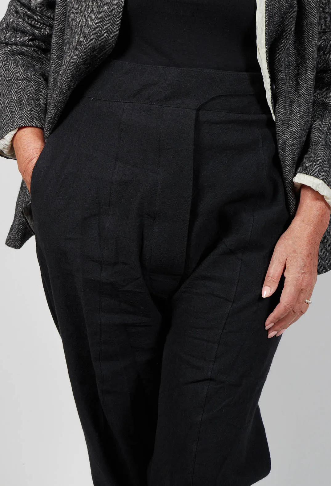 Dropcrotch Trousers with Contrasting Hem in Black