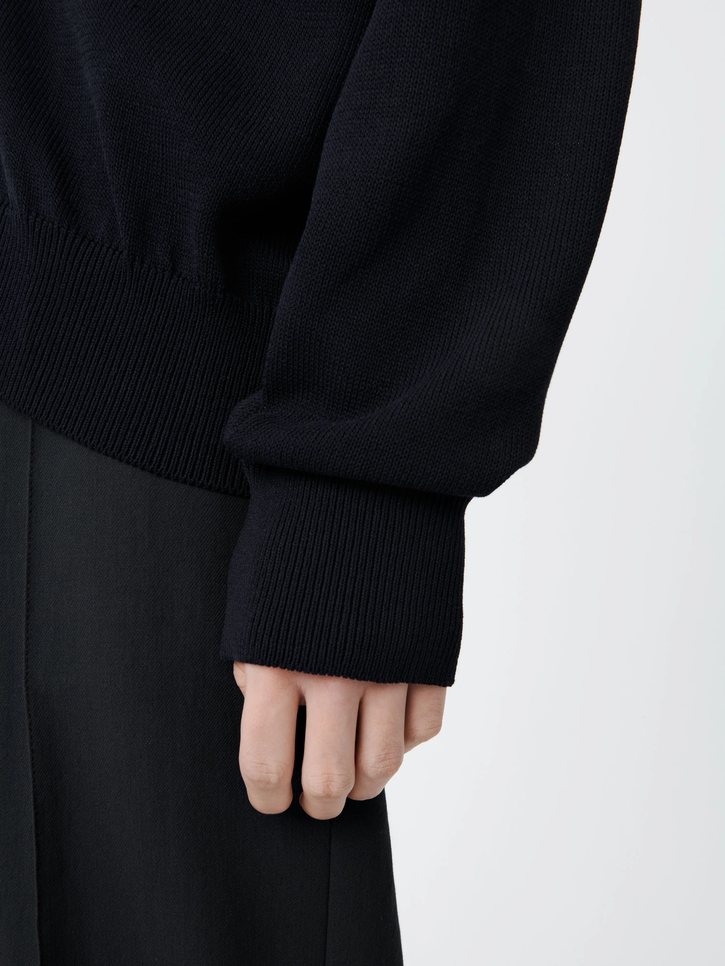 Frieze Knit in Darkest Navy