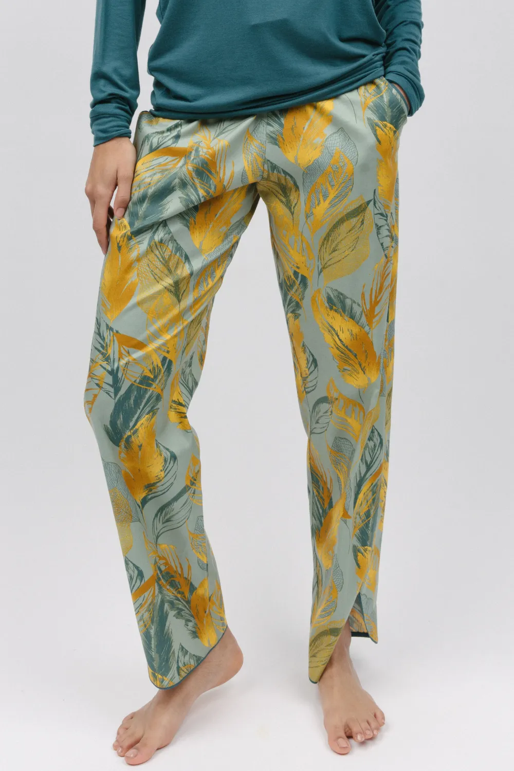 Hannah Leaf Print Pyjama Pants