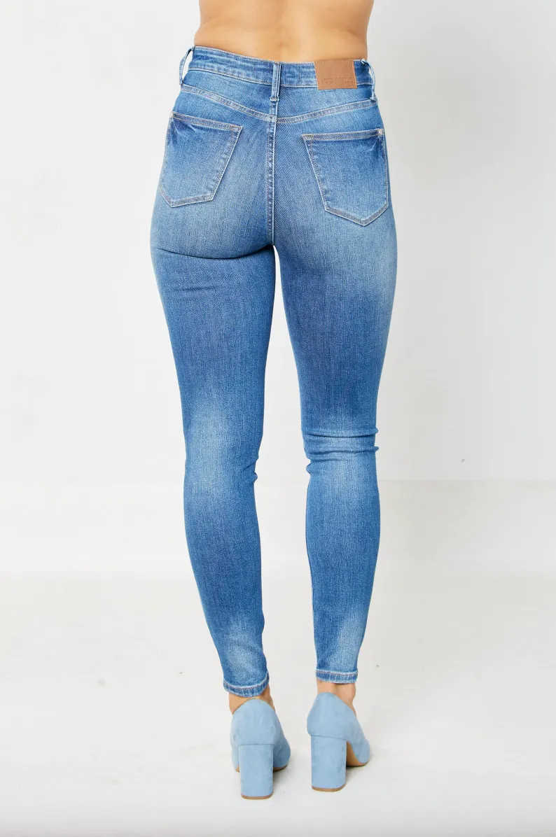 Judy Blue Tummy Control Classic Skinny Jeans