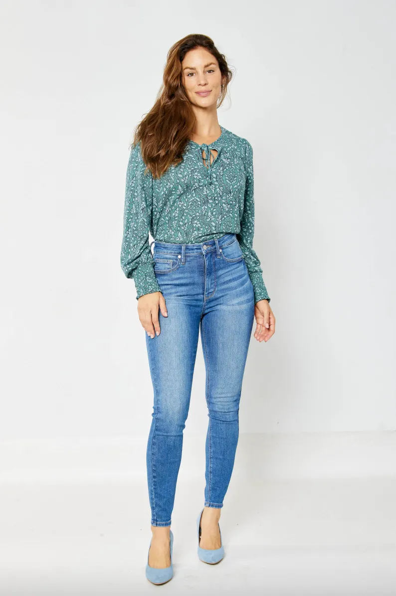 Judy Blue Tummy Control Classic Skinny Jeans