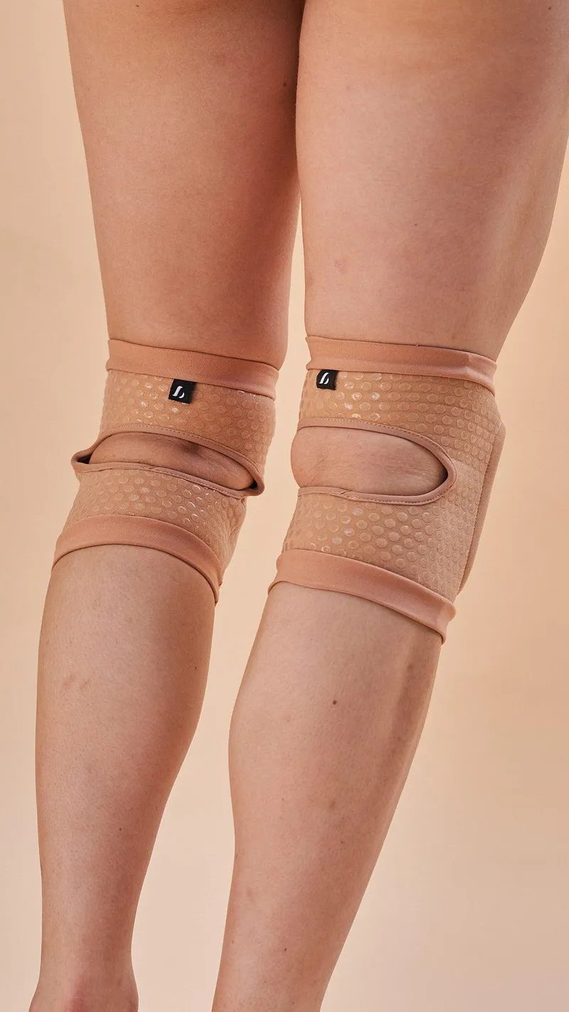 Lunalae Sticky Slim Look Kneepads - Sand