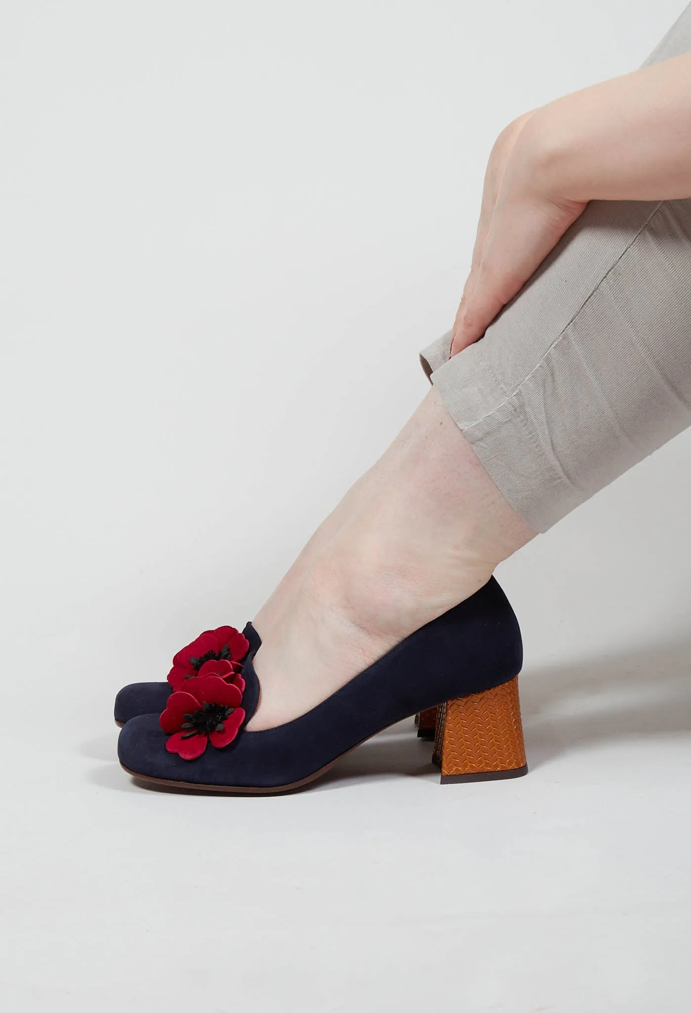 Mukai Heel in Navy and Red