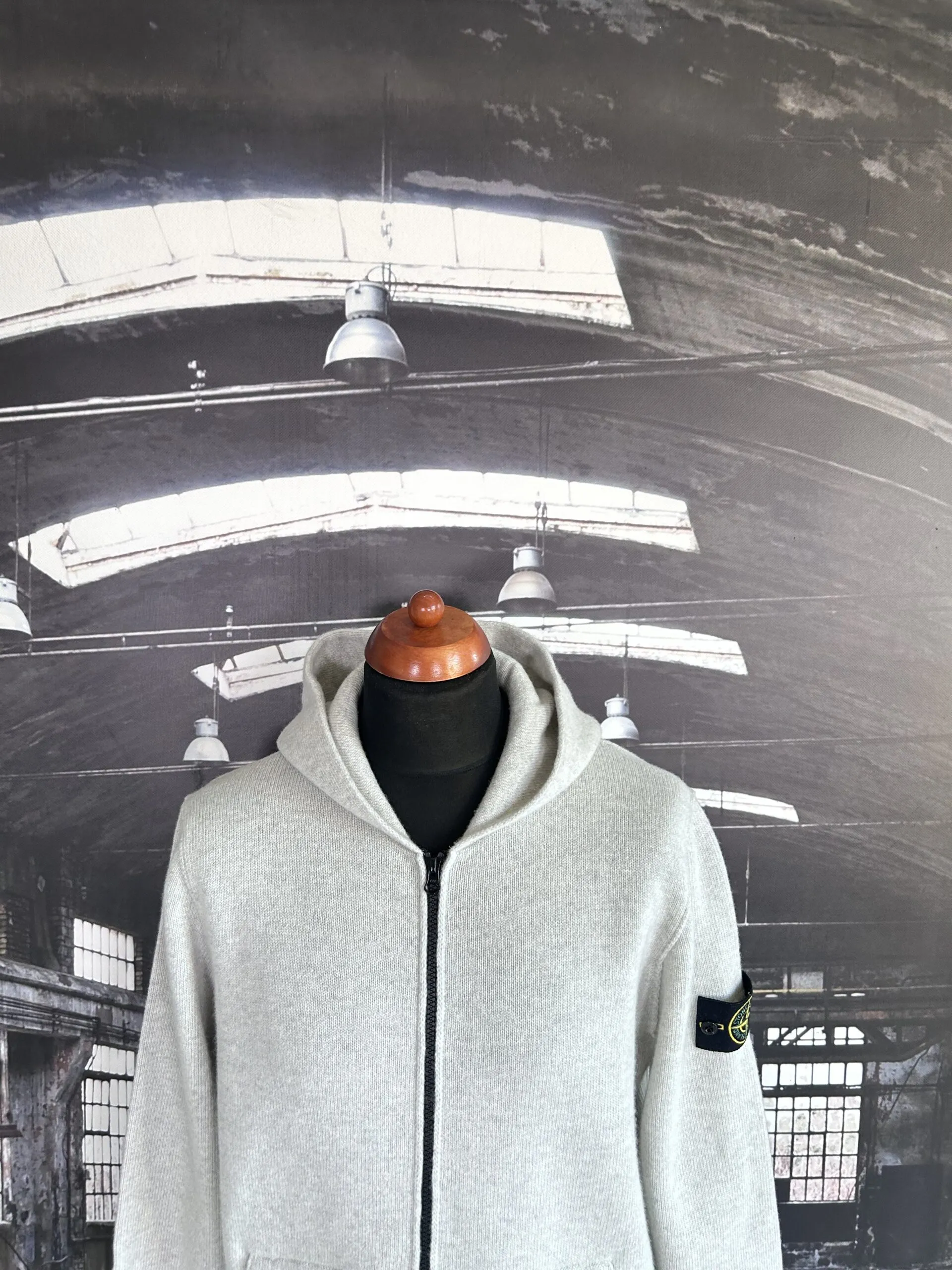 STONE ISLAND HOODED CARDIGAN KNIT IN GEELONG WOOL