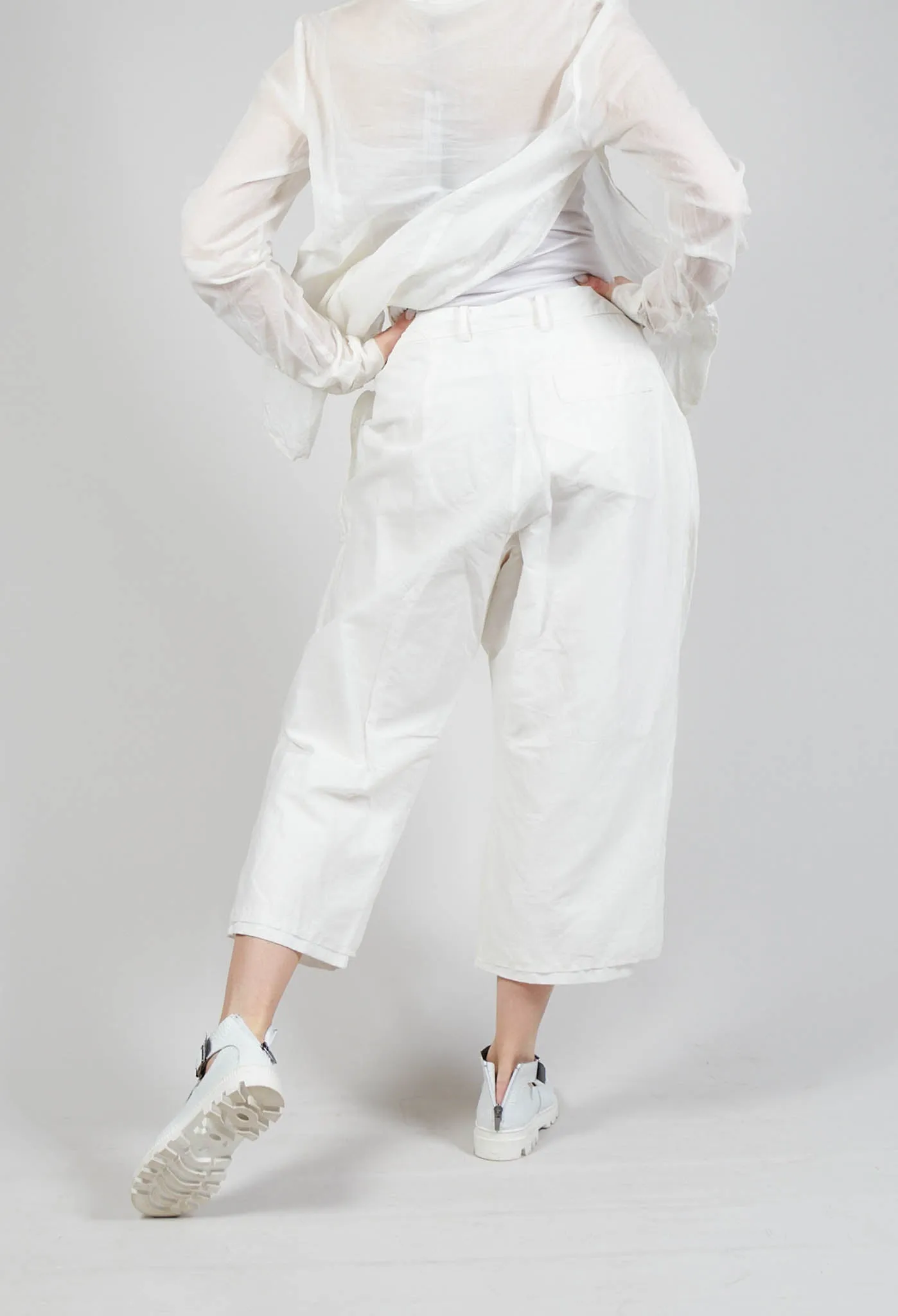 Tie-Waist Trousers in Callas 10% Stiff