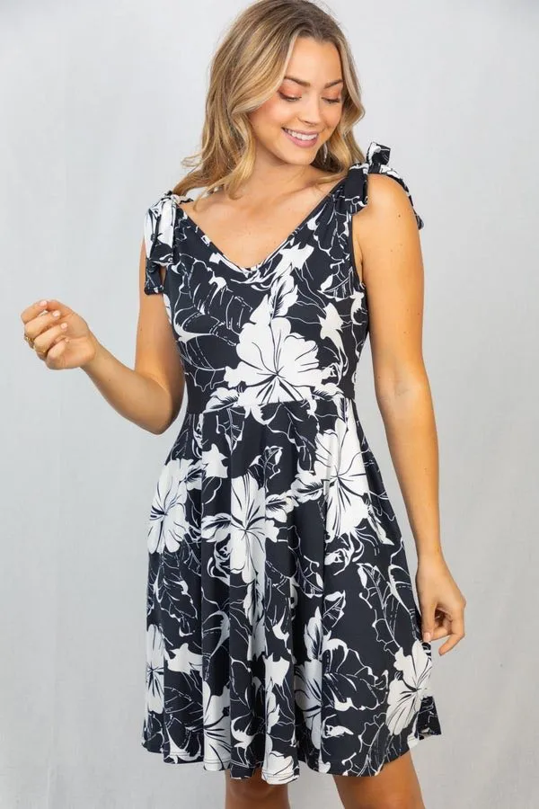 Touch of the Tropics Dress with Pockets