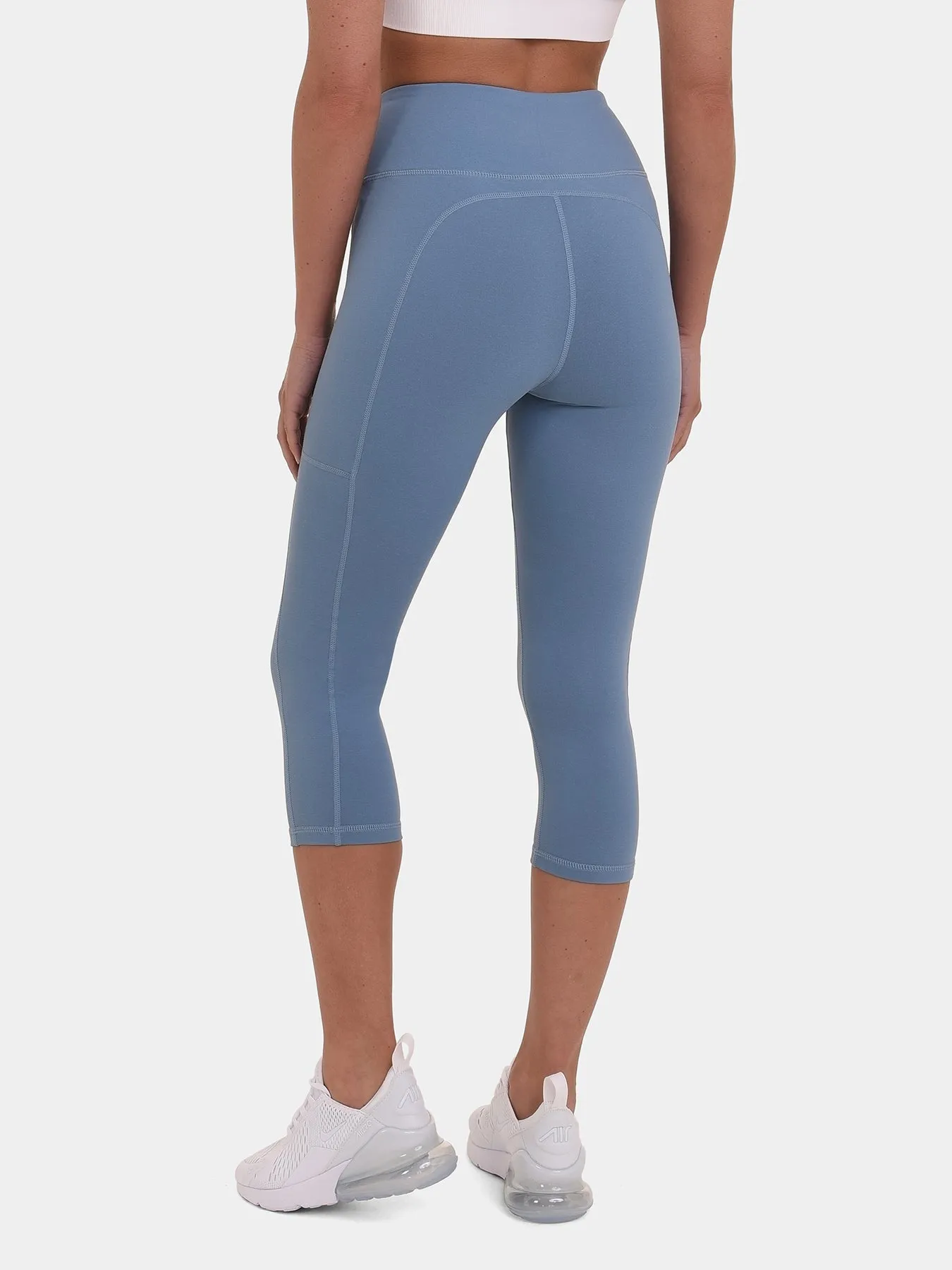 Women's Equilibrium Capri