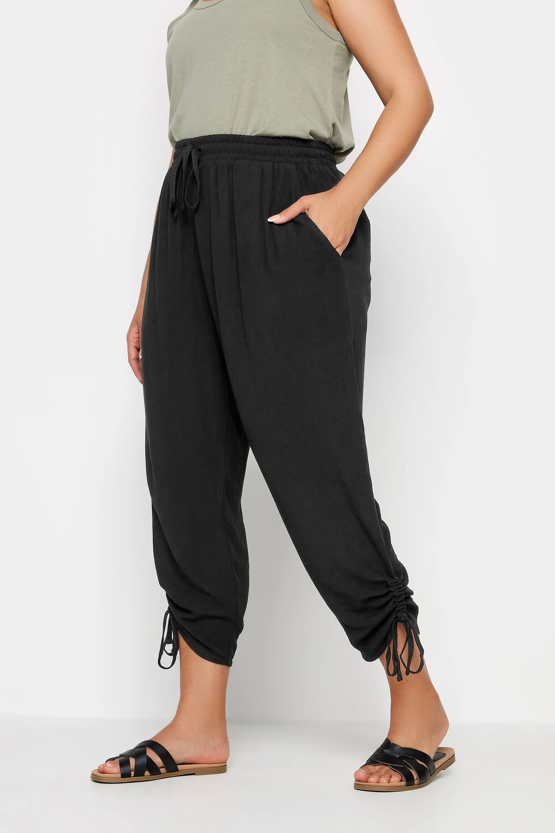 YOURS Curve Black Crinkle Ruched Cropped Trousers