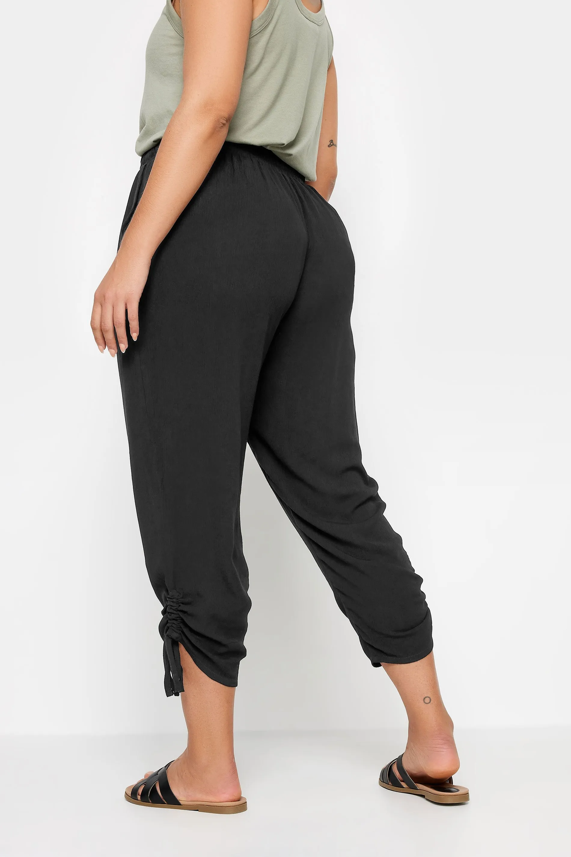 YOURS Curve Black Crinkle Ruched Cropped Trousers